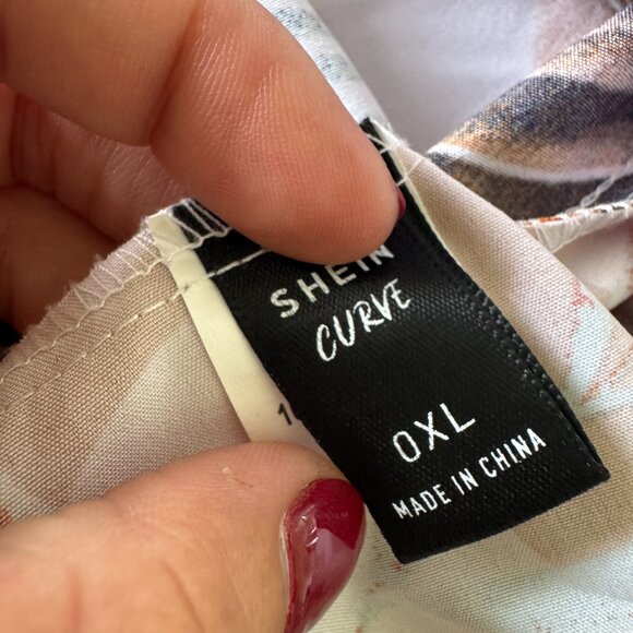 SHEIN Curve 0XL Tropical Print Long Sleeve Dress - Picture 5 of 5